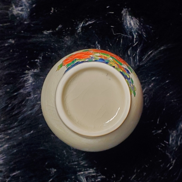 Floral Ceramic Vase with Crackle Glaze - Picture 6 of 10